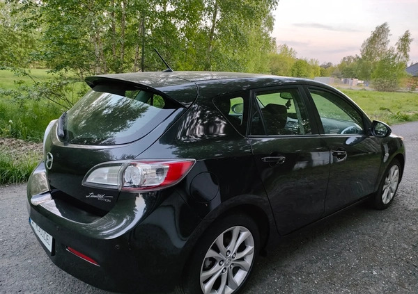 Mazda 3 cena 27777 przebieg: 119000, rok produkcji 2012 z Żyrardów małe 562